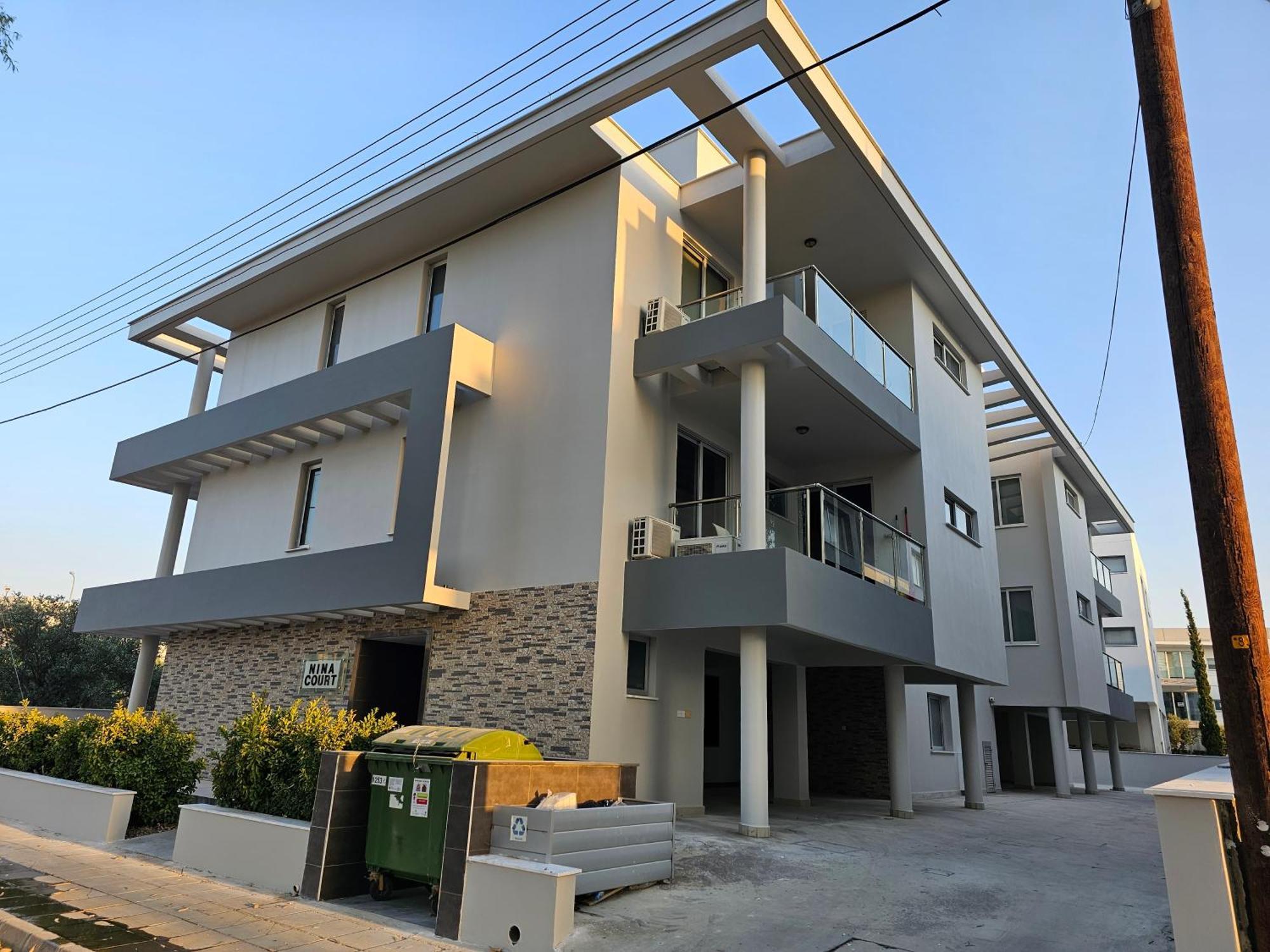 Nina Court Residence - University Of Cyprus - Aglantzia Екстериор снимка